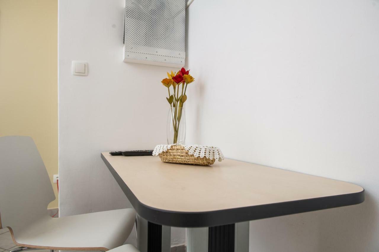 Roze Apartment Zagreb Dış mekan fotoğraf